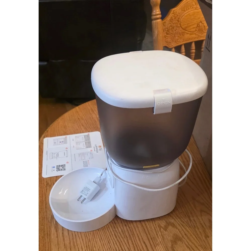 LAMPICK Smart Automatic Pet Feeder White WiFi App Control 4L 16.9 Cups